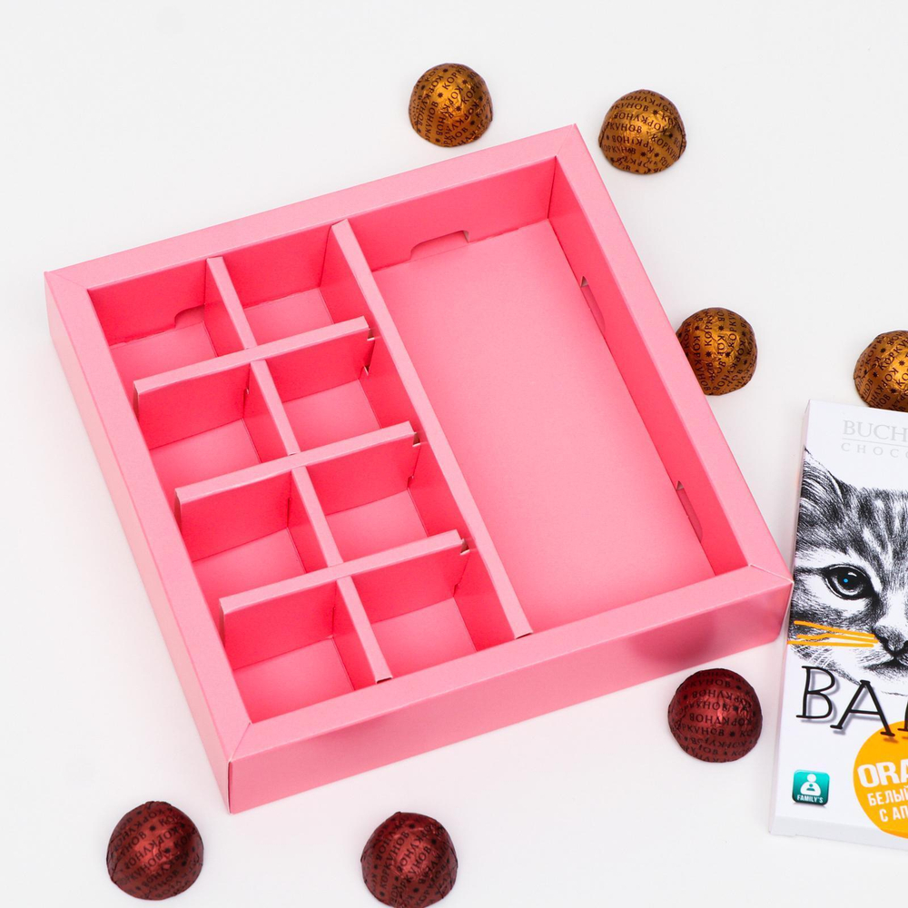 Коробка для 8 конфет + шоколад, с окном, розовая, 17,7 х 17,85 х 3,85 см