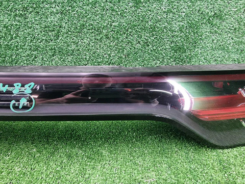 Фонарь крышки багажника Porsche Cayenne 3 (17-23)