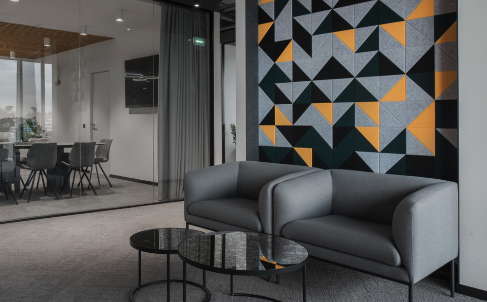 Мягкое кресло с высокой спинкой ЛИРО, ткань шерсть