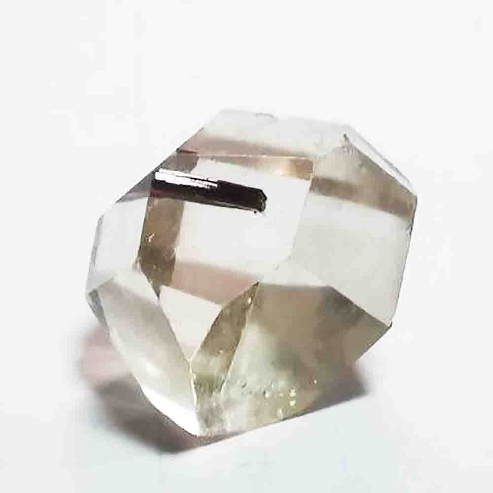 Кристалл кварц с включениями асс.