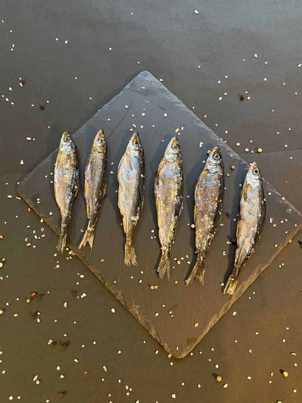 Ряпушка вяленая с икрой, слабосоленая, 100 грамм, Ладожское озеро