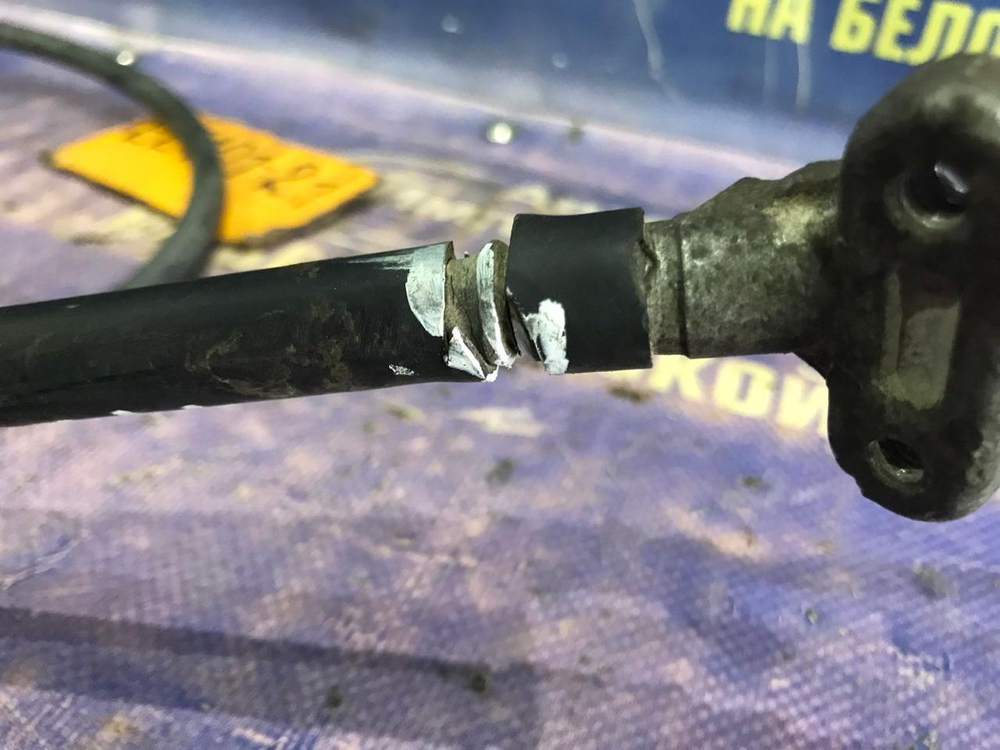 Трос ручника левый TOYOTA COROLLA 1994