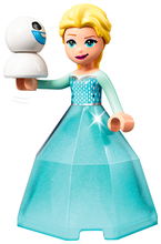 Конструктор LEGO Disney Frozen 43199 Двор замка Эльзы