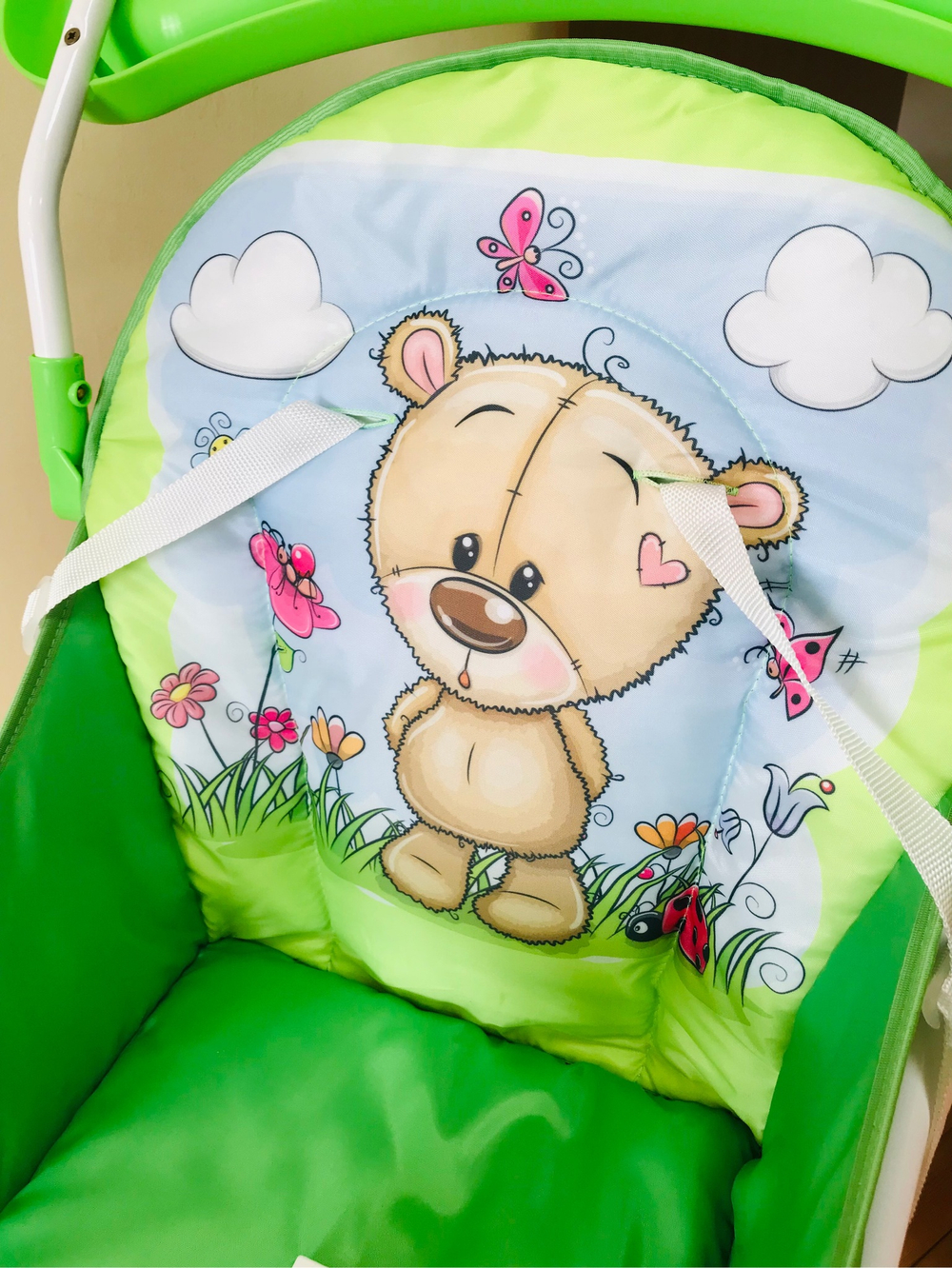 Стульчик для кормления АРТ-1684 (Мишка на лужайке (зеленый))