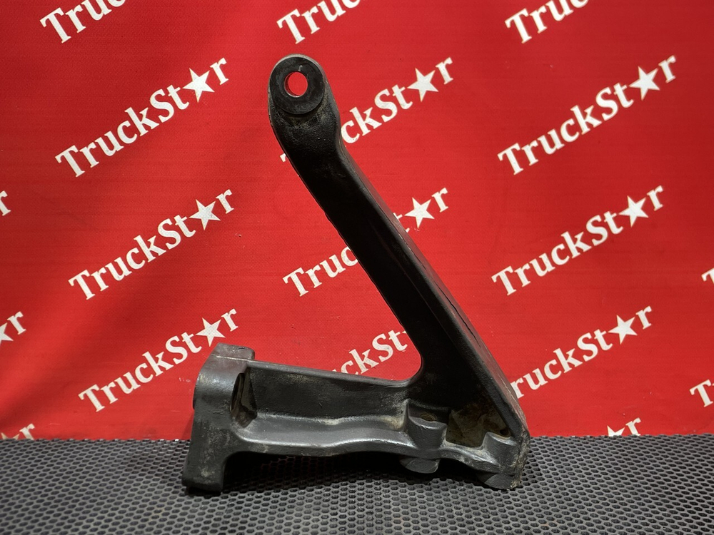 Кронштейн кабины левый