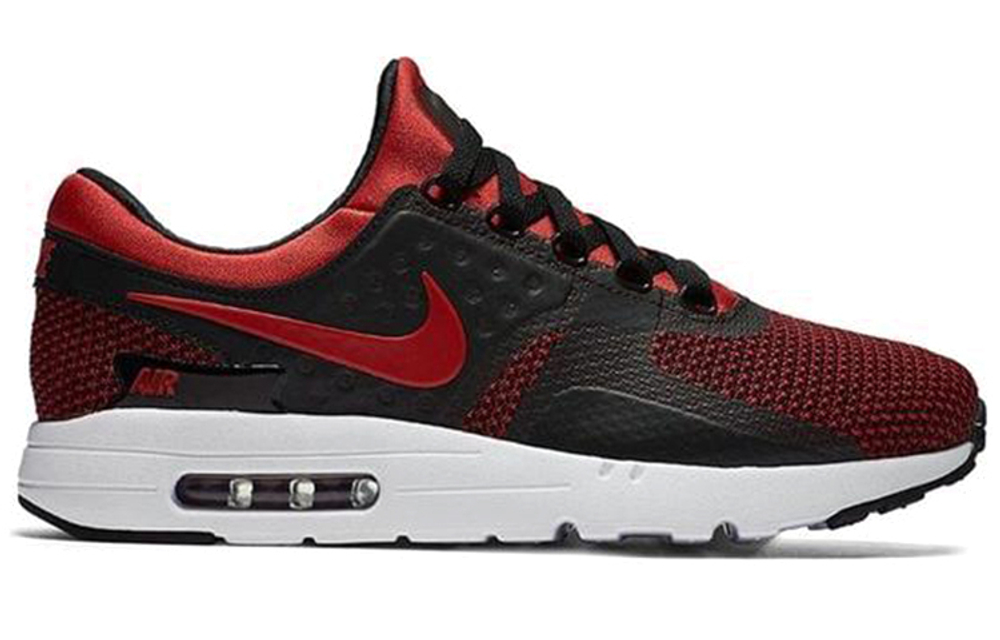 Кроссовки Nike Air Max Zero Essential