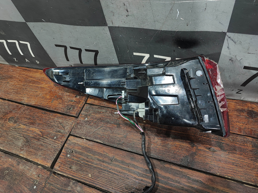 Фонарь задний правый LED Kia Rio 4 (FB) 17-20 Б/У Оригинал 92402H0100