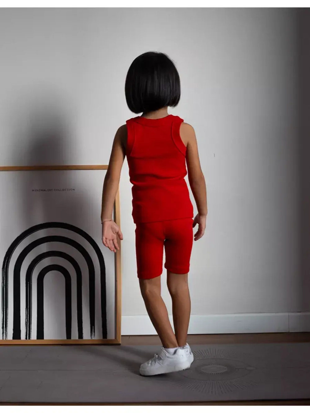 Спортивный костюм для девочки в сад