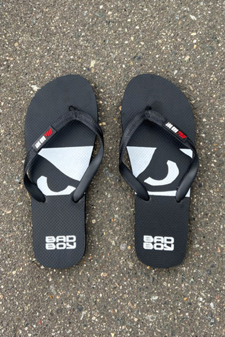 Шлепанцы, сланцы,  Вьетнамки Bad Boy черный/белый