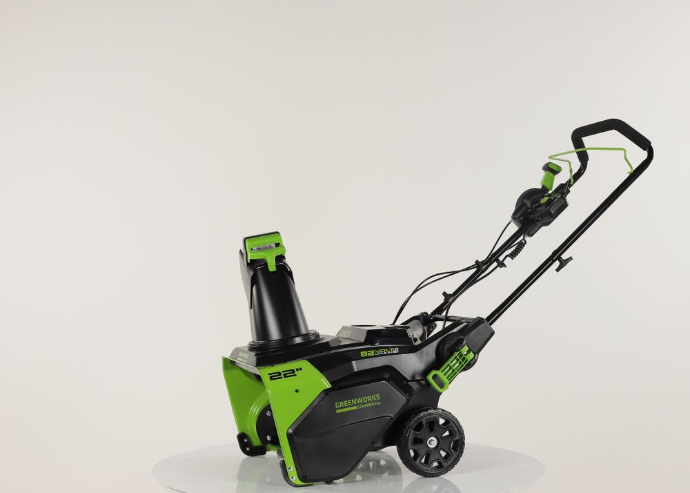 Аккумуляторный снегоуборщик Greenworks GD82STK5, 2602507UB ,82v, 56 см, АКБ 5 А·ч и ЗУ