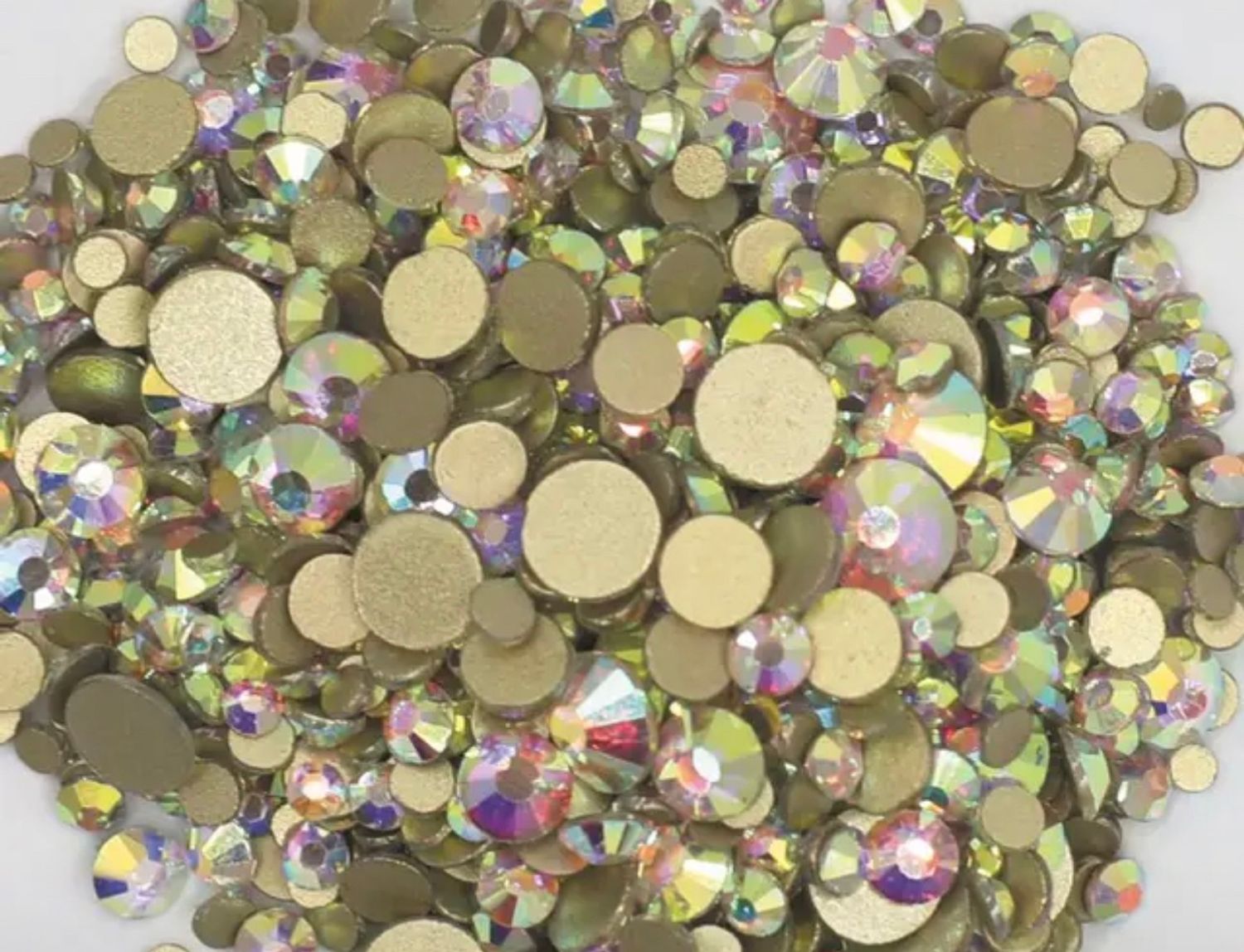 Стеклянные стразы  (размер микс) 1140шт, цвет хамелеон сатный-розовый