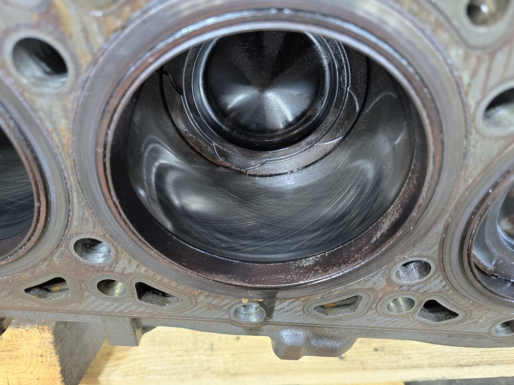 Шорт-блок двигателя MX13 2018г.