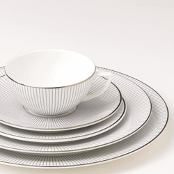 Wedgwood Десертная тарелка Jasper Conran Pin Stripe 18 см