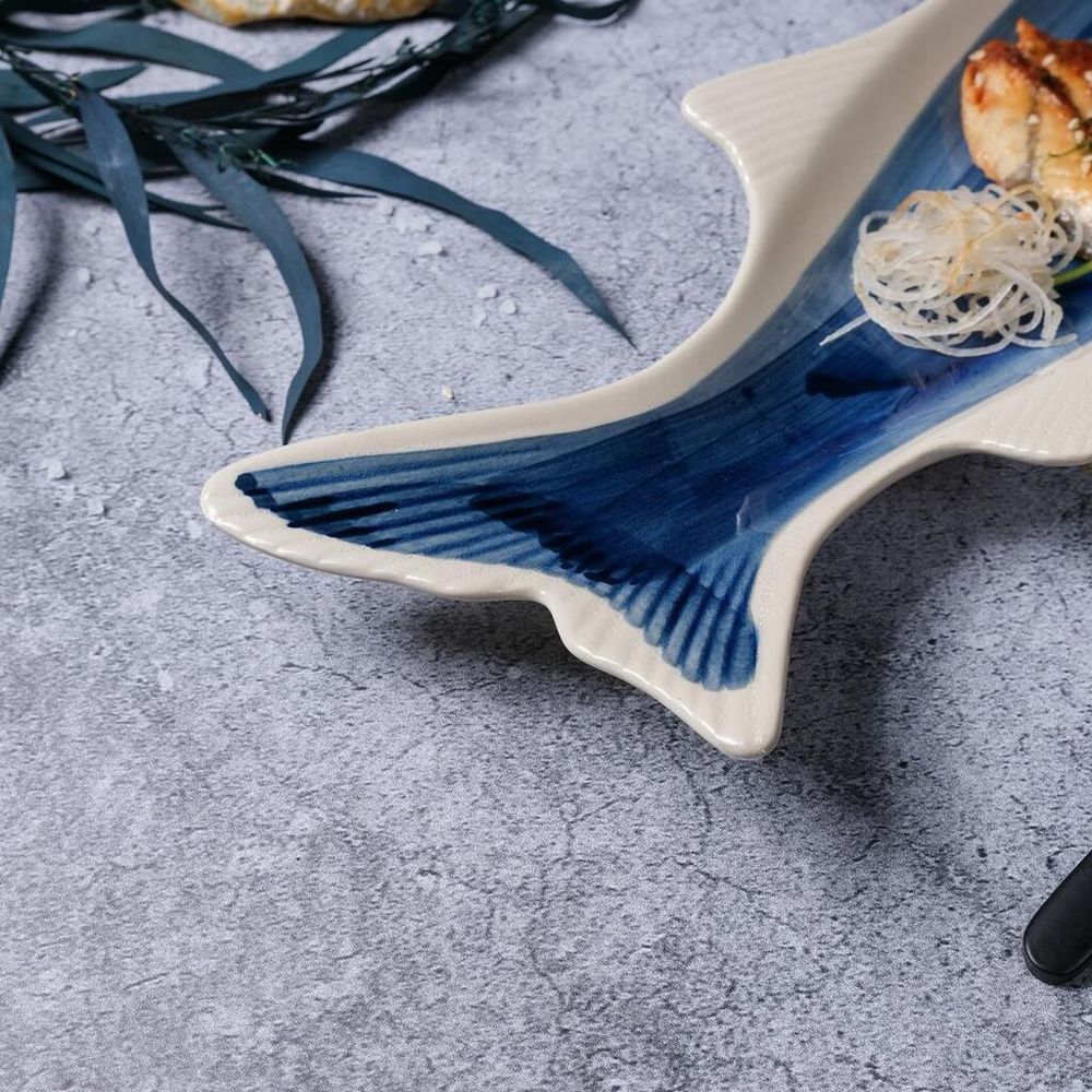 Блюдо овальное 42*13,3 см h4,5 см Рыба Fish Northern Blue Frutti di Mare P.L. [1]