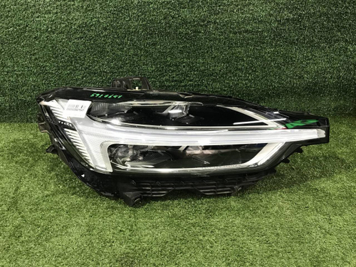 Фара правая Volvo XC60 2 (2017-2021) Full LED
