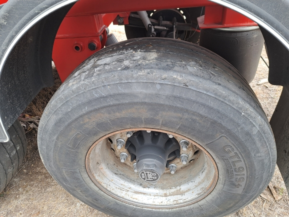 Компания автоприцепов 9639* Полуприцеп цистерна 9639T