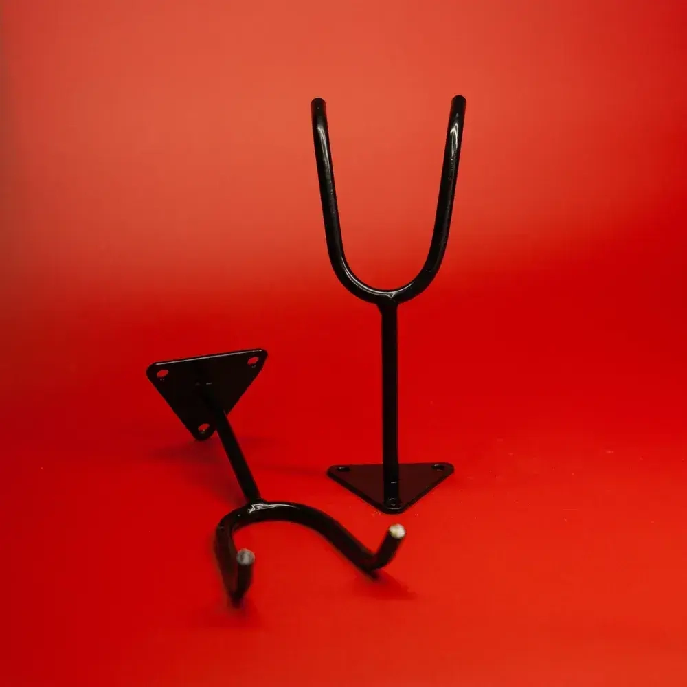 Держатель настенный для краскопульта усиленный с полимерным покрытием , кронштейн для инвентаря универсальный с тремя точками опоры Тяжелая Техника