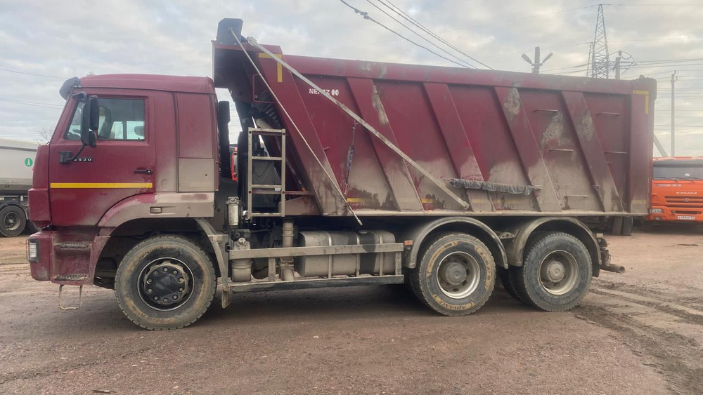 КамАЗ 6520 6x4 Самосвал 6520-7080-49(B5) (Дизельный, 8,9 л, 390 л.с., МТ)