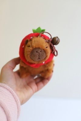 Мягкая игрушка Капибара / Капиberry / Клубнибара