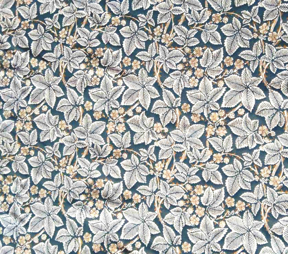 Гобеленовая ткань Ежевика синий фон 175 см