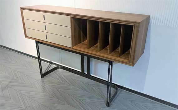 Комод на ножках 4544, 150х99 см