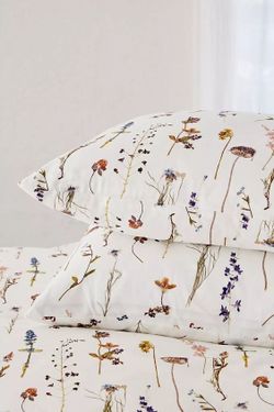 Постельное белье Сказка "Маргарита" 2-спальный Наволочка 50х70 см 2 шт Простынь 240х215 см Пододеяльник 175х215 см , перкаль