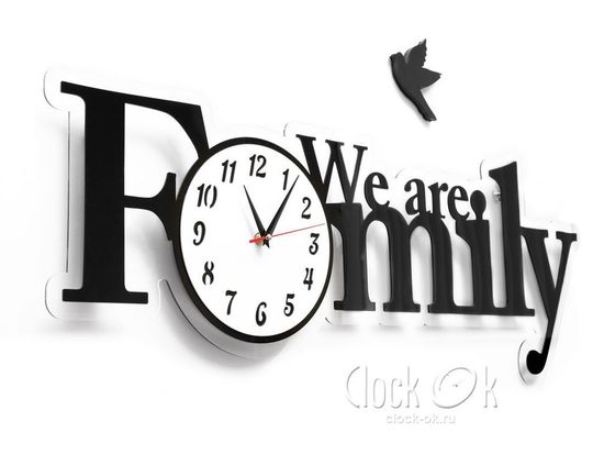 Настенные часы We are family