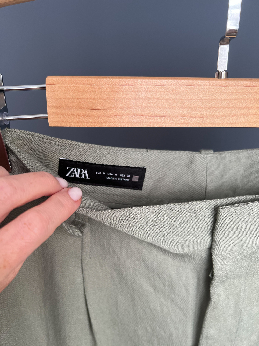 Новые брюки Zara, М