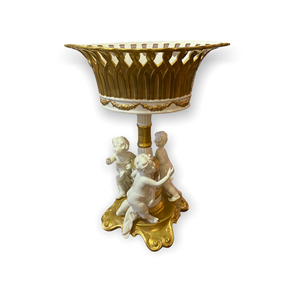 Чаша в золоте Ангелы