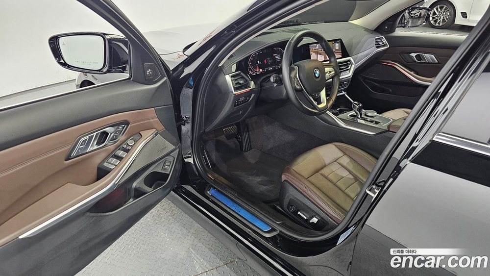 BMW 3 Series (G20) 320i Luxury (10.2020)