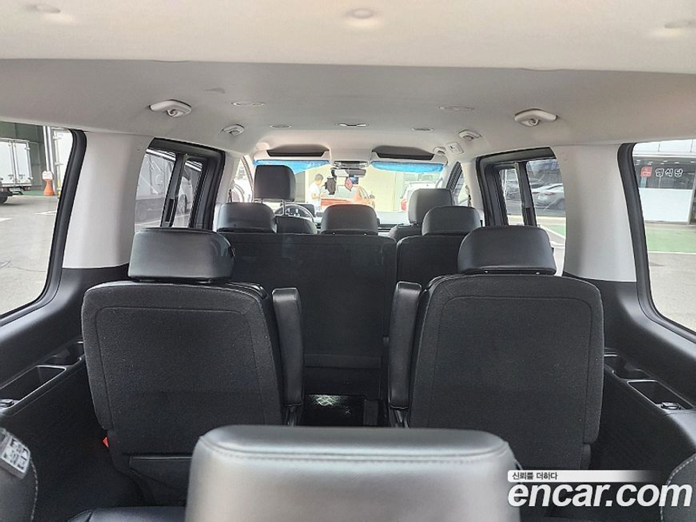 Hyundai Staria Tourer 11-и местный (05.2021)