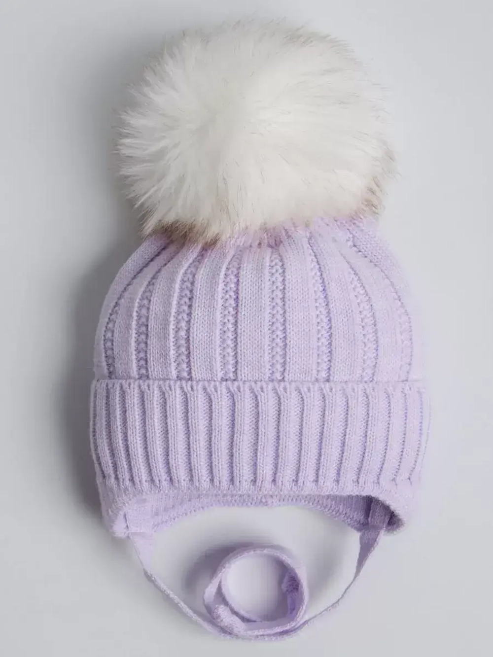 Шапка зимняя вязаная с помпоном