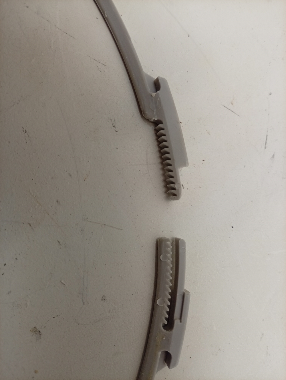 FE925N кт21 Хомут крепления манжеты для стиральной машины Electrolux Zanussi AEG 1320552001 б/у