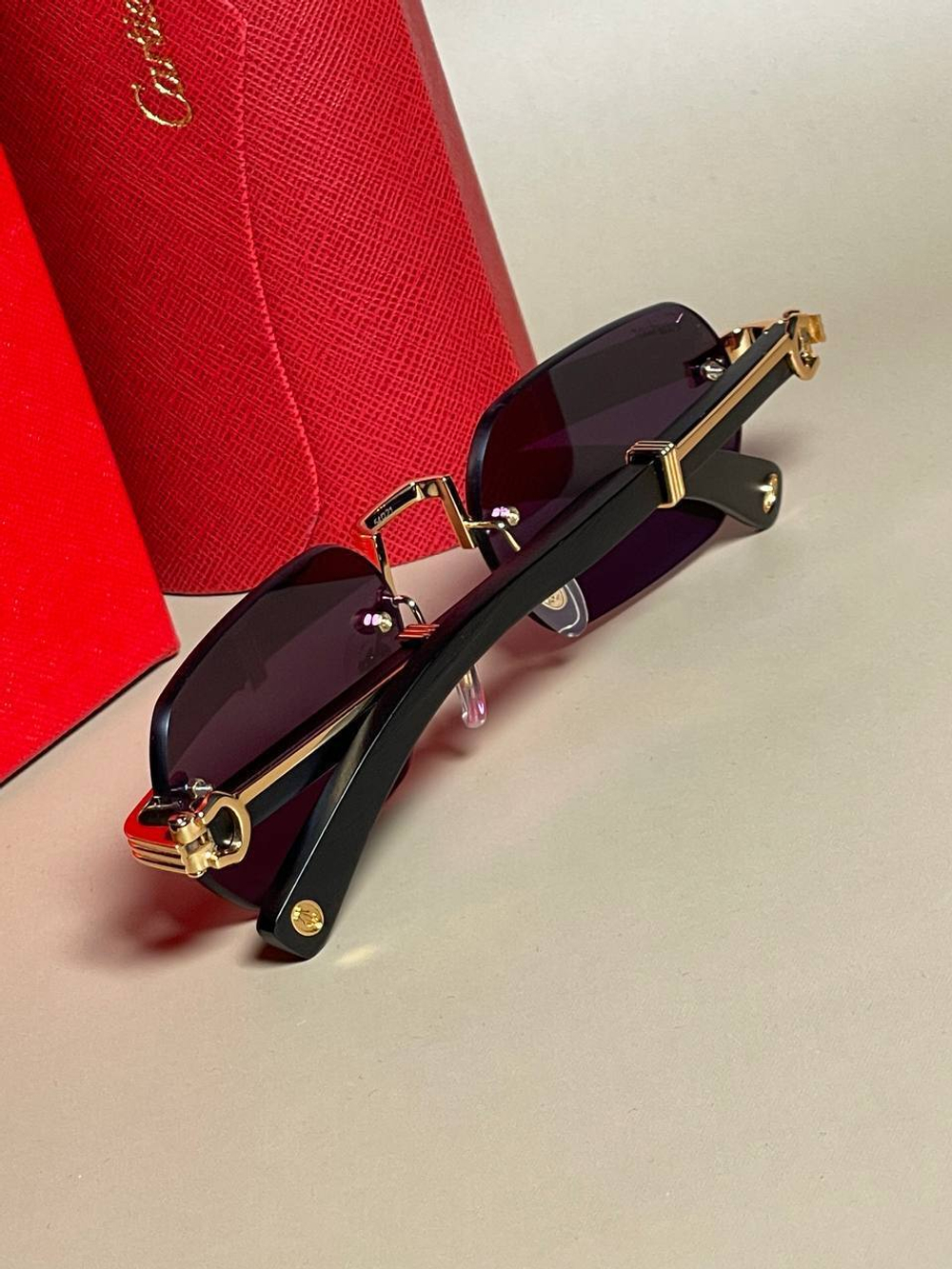 Солнцезащитные очки Cartier