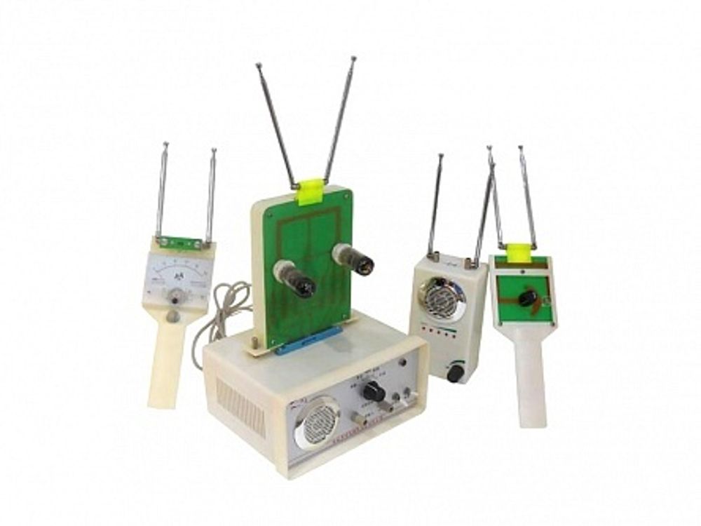 Комплект приборов для изучения принципов радиоприема и радиопередачи