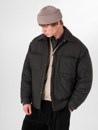 Черный пуховик-рубашка на кнопках