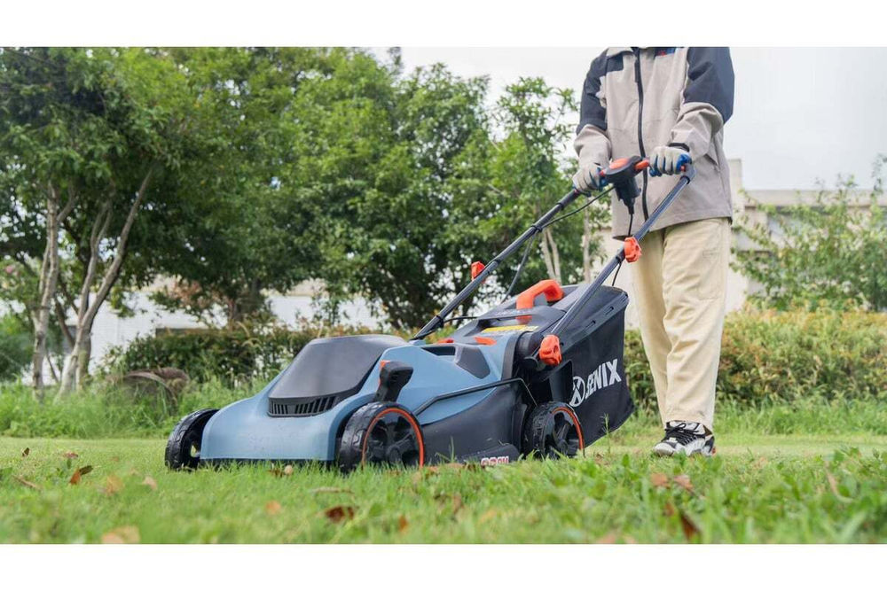Газонокосилка электрическая SENIX LPPE16-M1-EU