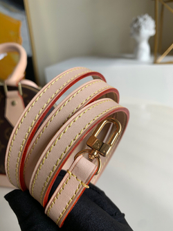 Louis Vuitton Alma BB