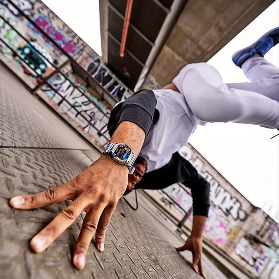 Мужские часы Casio G-Shock GM-5600SS-1E