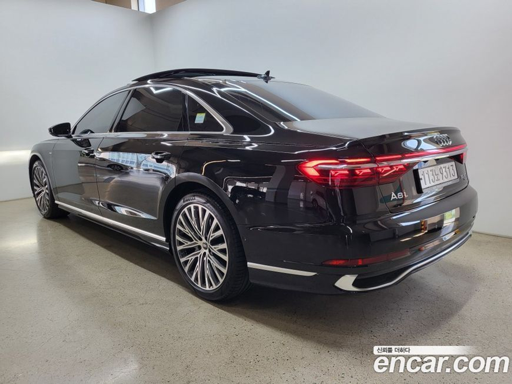 Audi A8 (D5) 55 TFSI Quattro Premium LWB (12.2022)