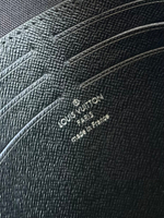 Louis Vuitton Pochette Voyage MM