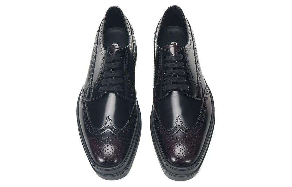 PRADA Casual Leather Shoes Men"s Low top Black/Umber