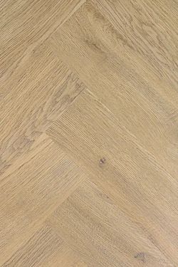 Barry B111, 1,361 м²