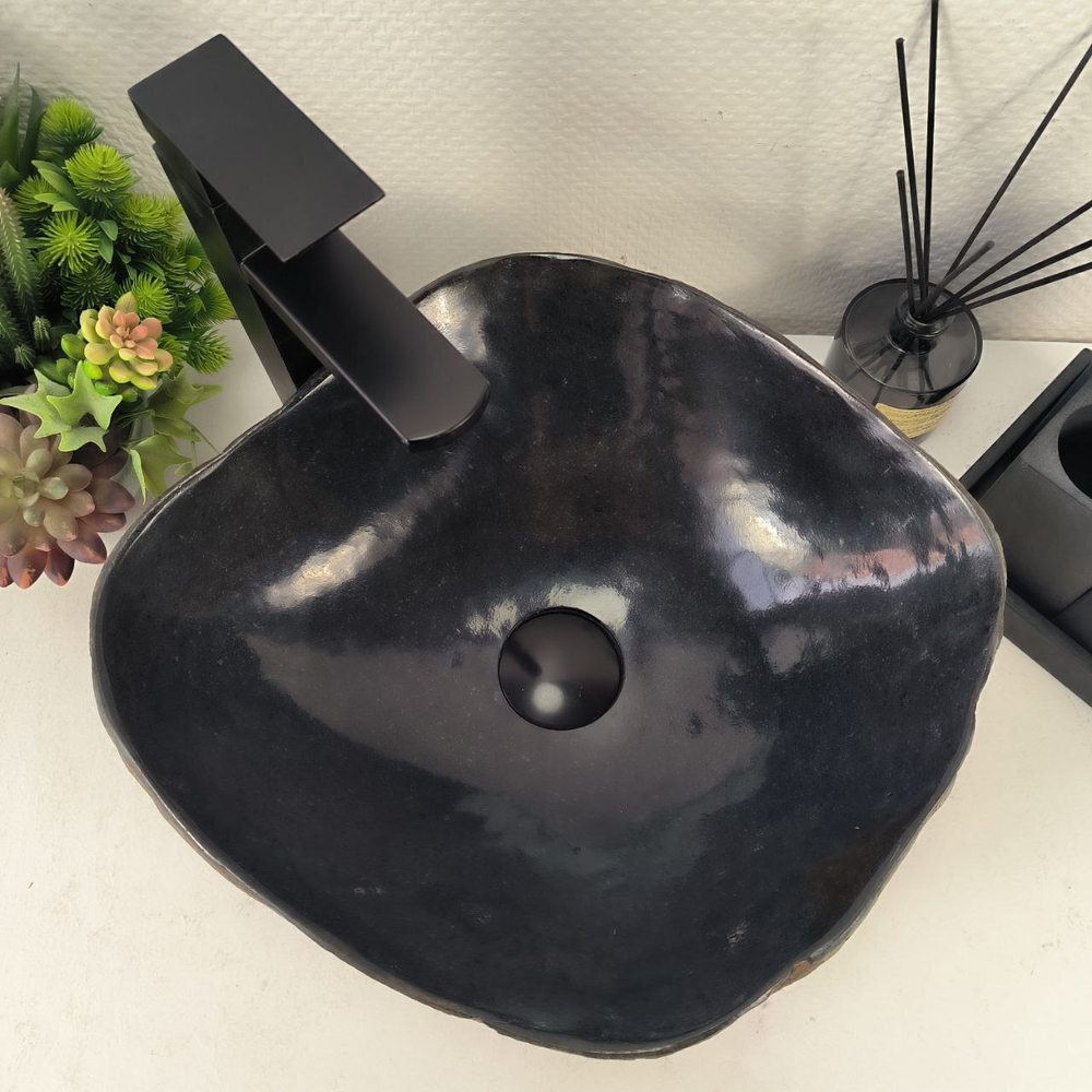 Раковина из речного камня RS-64996 41*37*15 0860