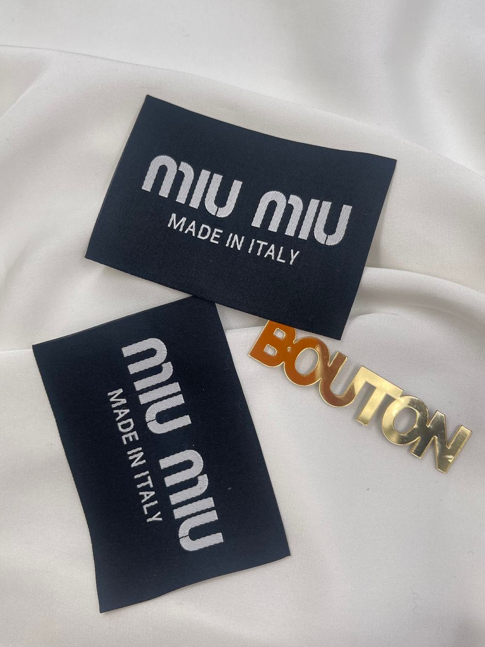 Бирка Миу чёрная 71х51 мм