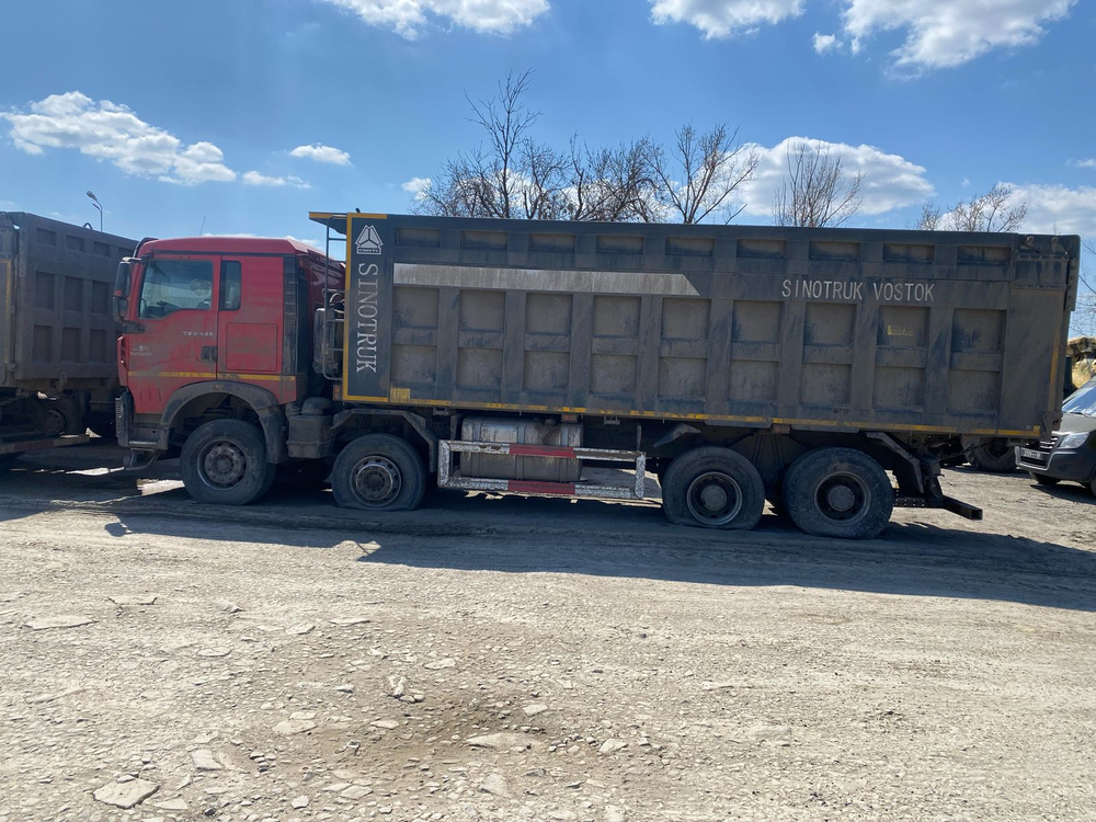 Howo T5G 8x4 Самосвал ZZ3317V386GE1 (Дизельный, 10,5 л, 440 л.с., МТ)