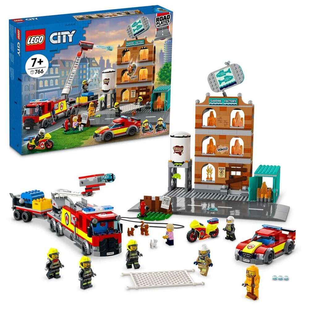 Конструктор LEGO City 60321 Пожарная команда