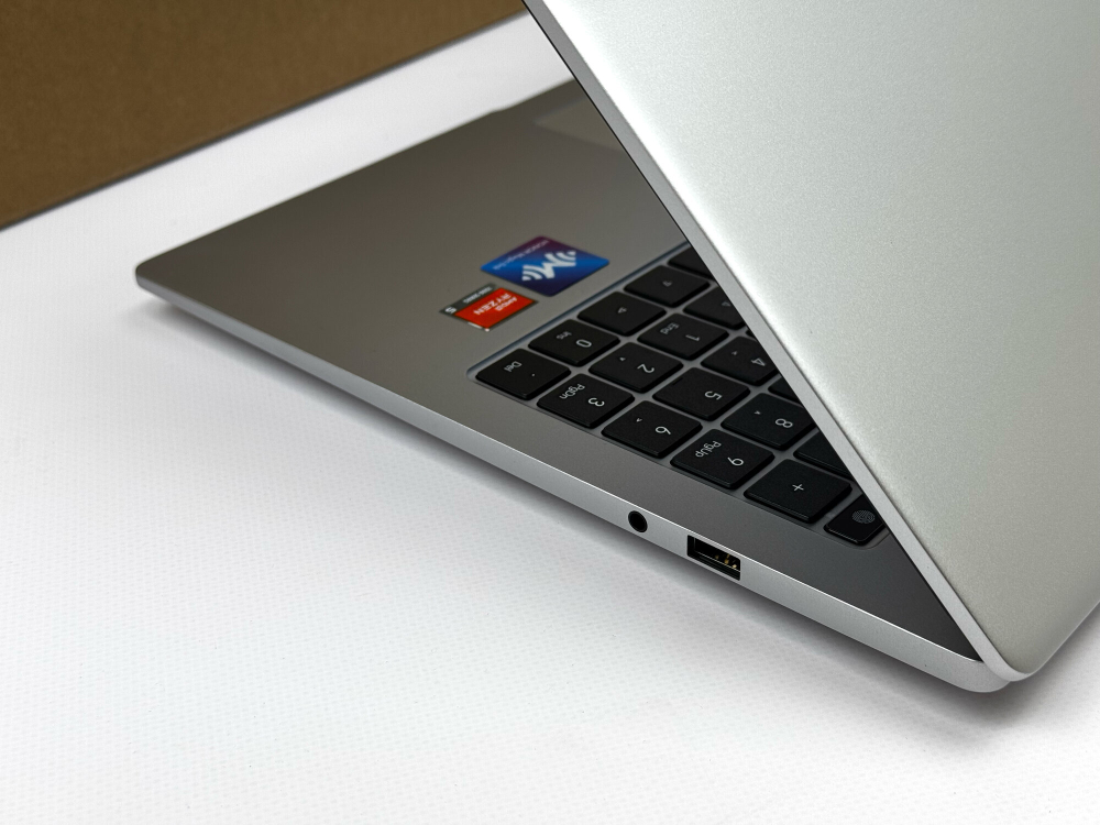 Новый ноутбук Honor Magicbook X16 / Ryzen 5 7640HS / 16GB DDR5 / 512GB / FullHD / Win11 / Русско-Английская клавиатура