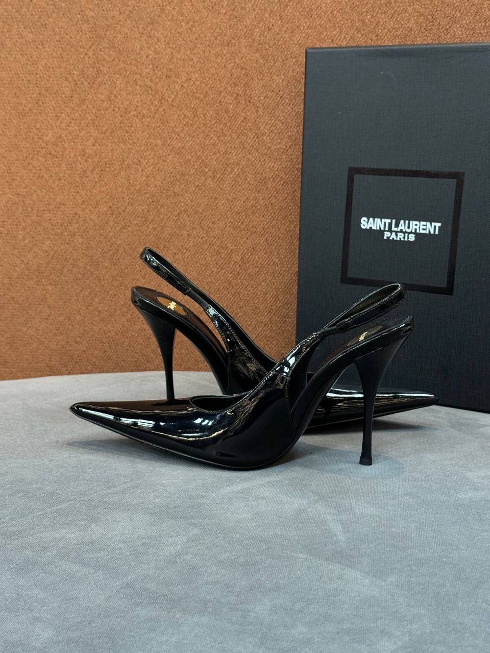 Туфли Yves Saint Laurent