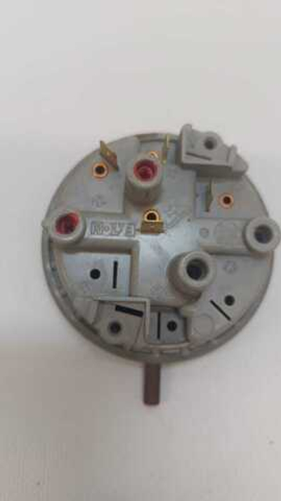 27 Прессостат для стиральной машины Candy pd4-140 9274767-4 б/у